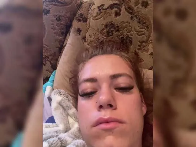 12Nimfa12 – webcam model profile photo