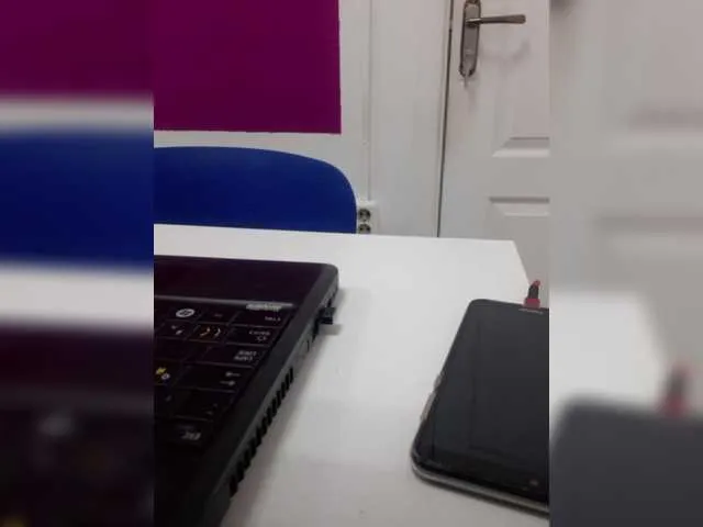 Angelinamik – webcam model profile photo