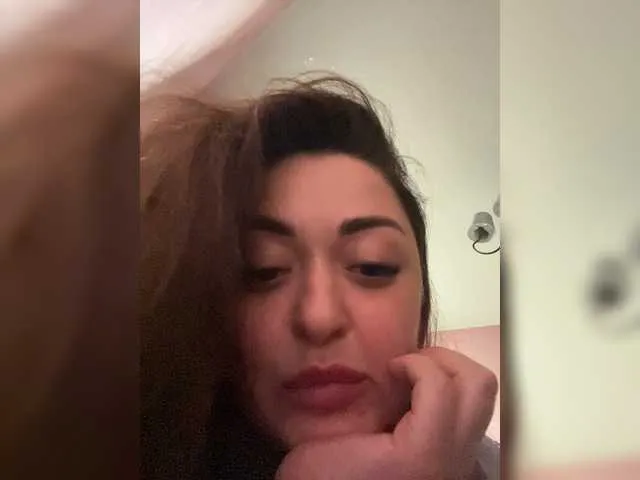 Brigittaa – webcam model profile photo