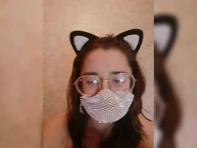 kroshka-meow – webcam model profile photo