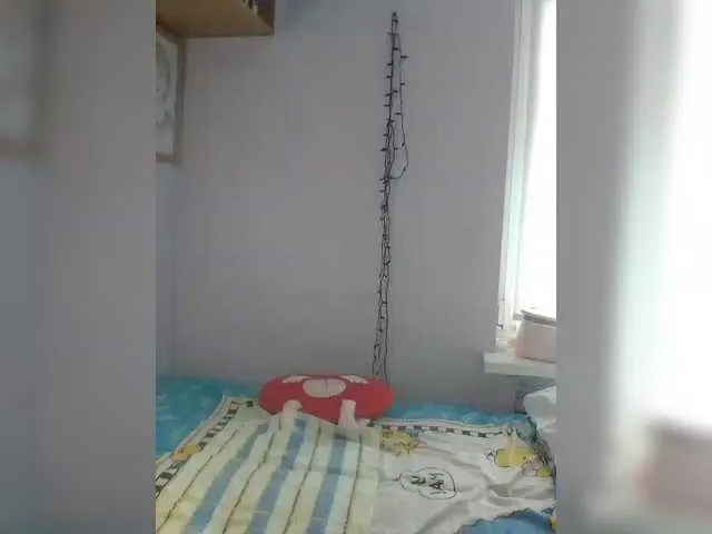 LucyAlexis – webcam model profile photo