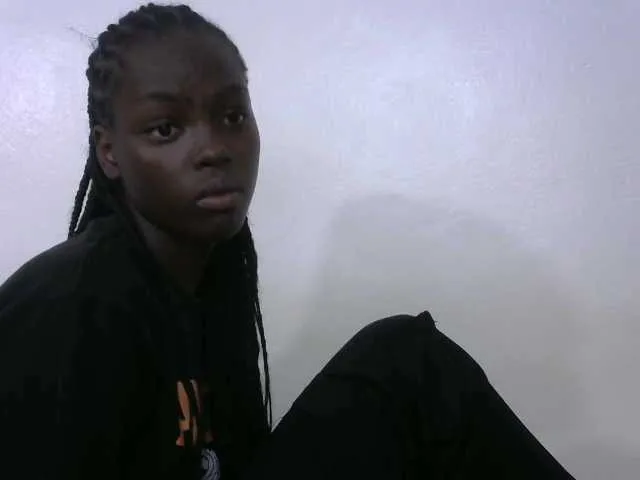 Petitepussy's Thumb Image