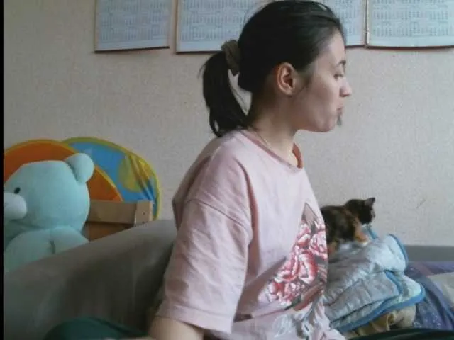 Prettybella7 – webcam model profile photo