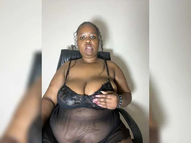 SEXYBOOBS22D – webcam model profile photo