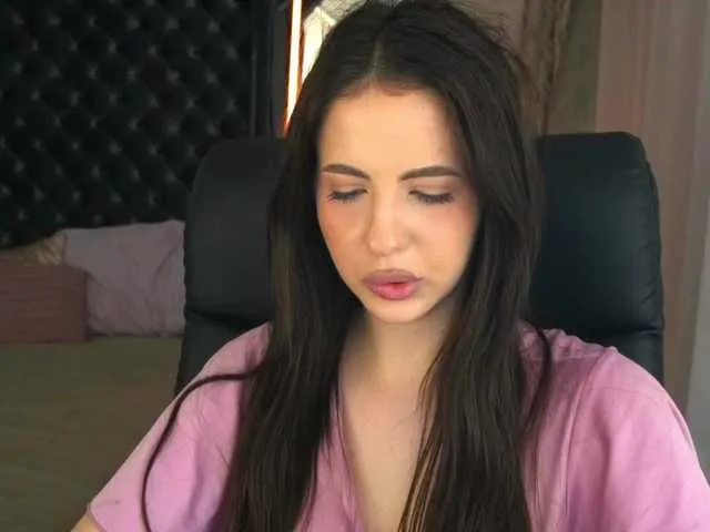 SinfulSapphiree's Thumb Image