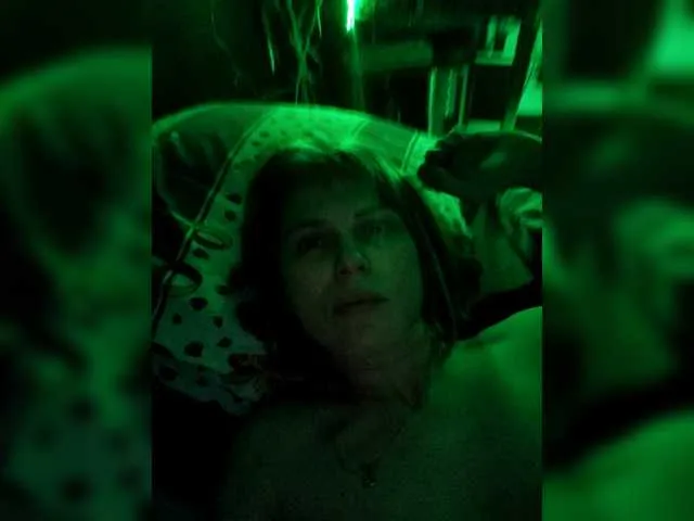 Vikeyna – webcam model profile photo