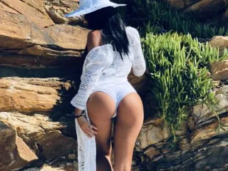 LoveElsaLove – webcam model profile photo